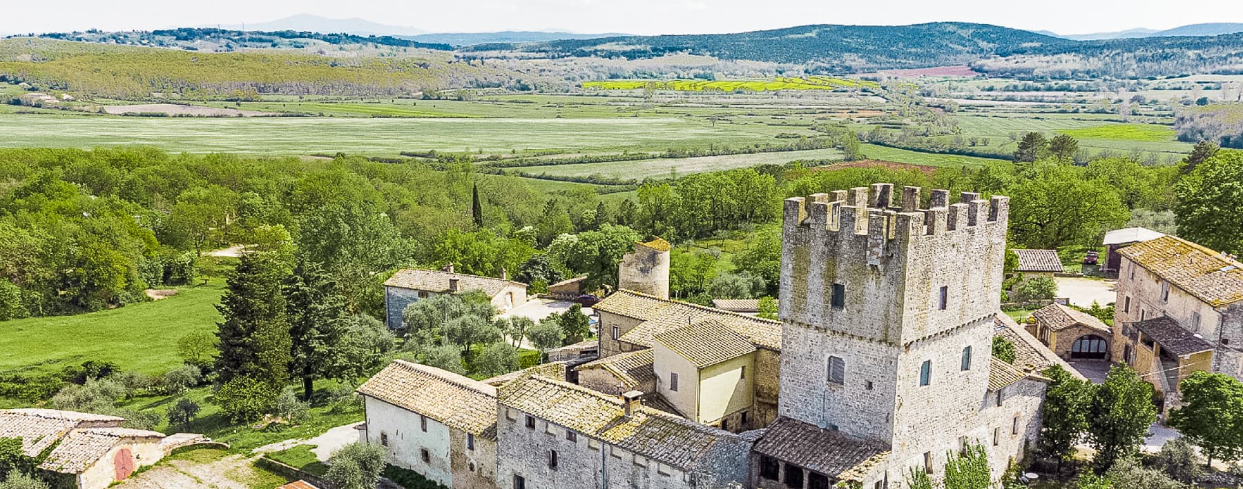 Medieval Apartment in Monteriggioni, Tuscany