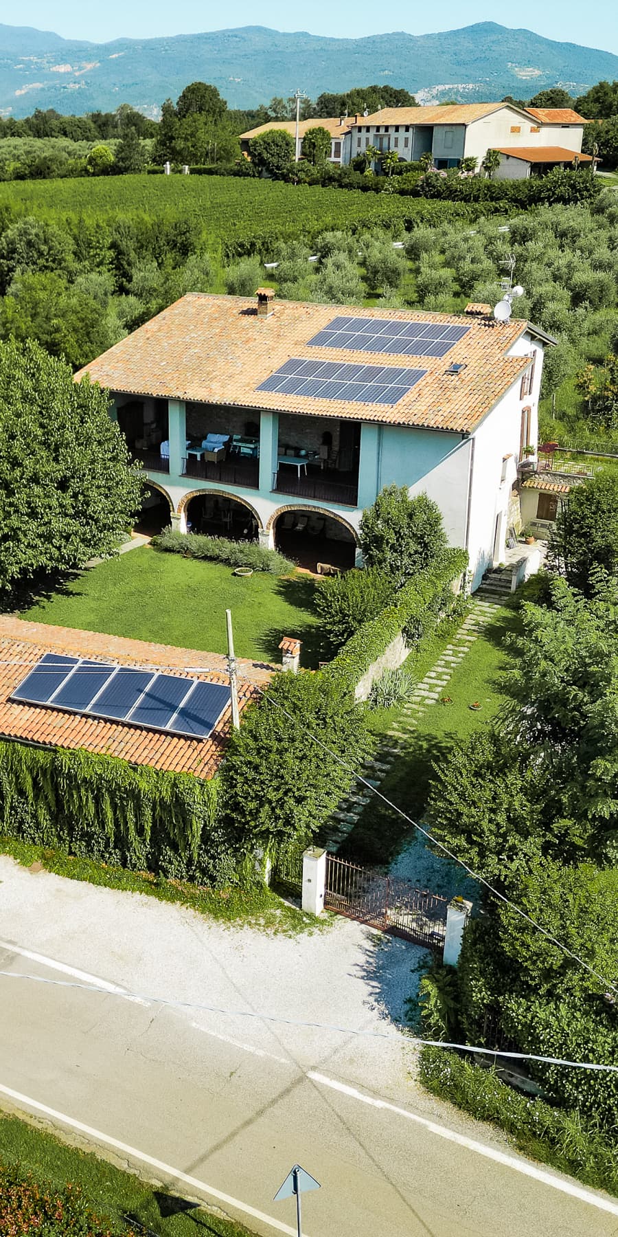 Charming Country House in Bedizzole, Lombardy