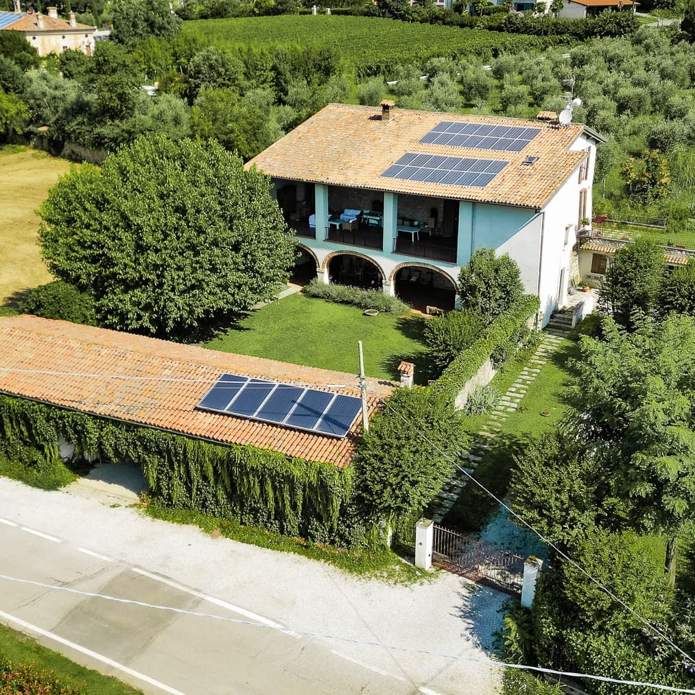 Charming Country House in Bedizzole, Lombardy