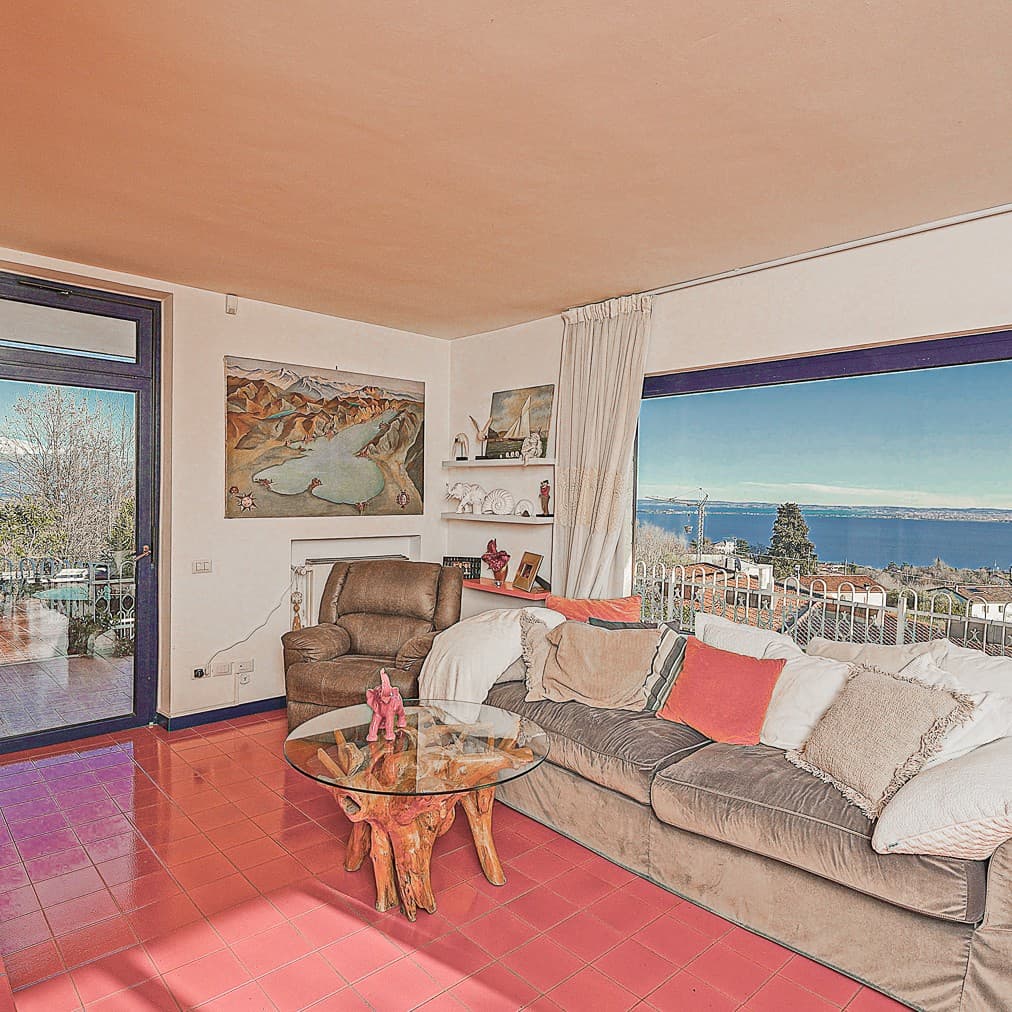Villa in Padenghe sul Garda, Lake Garda Area