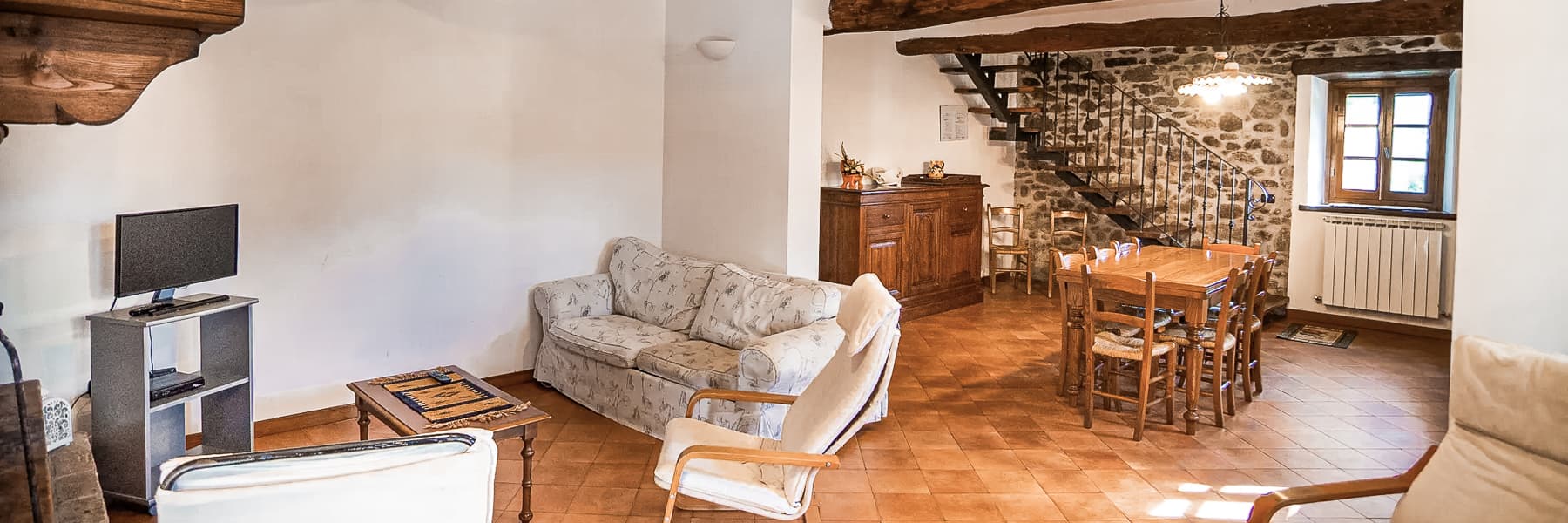 Charming Agritourism Retreat in Tuscany's Countryside