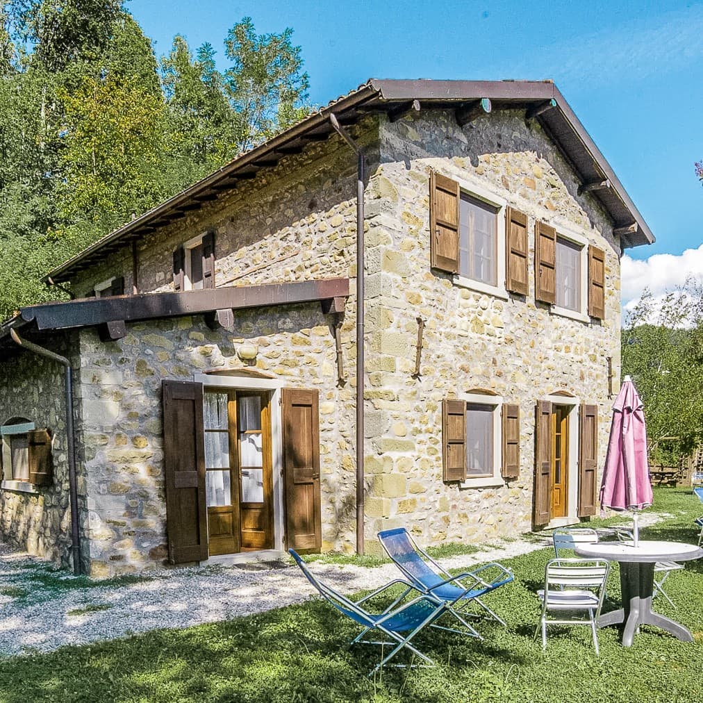 Charming Agritourism Retreat in Tuscany's Countryside