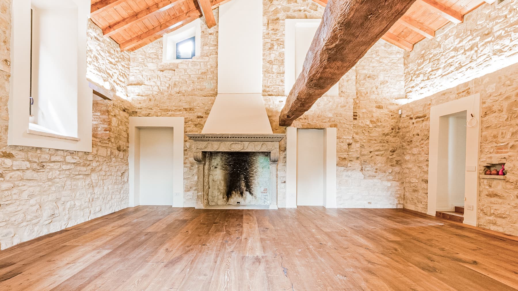 Big Image 16