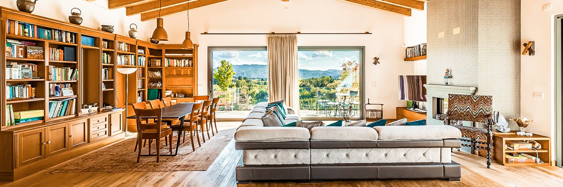 Elegant Villa Amidst Tuscany's Rolling Hills