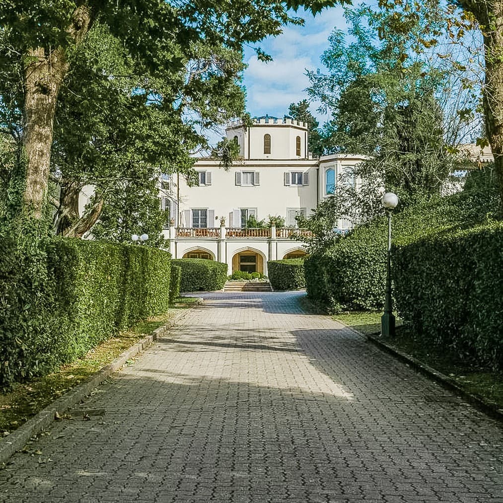 Elegant Apartment Near Piazzale Michelangelo, Florence