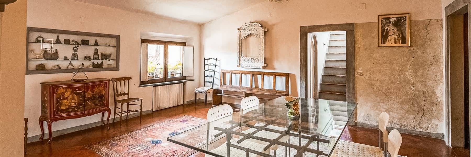 Elegant Apartment in Florence's Historic Oltrarno