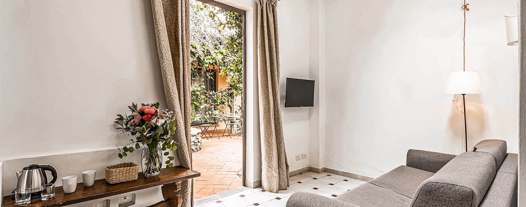 Historic Row House near Piazza del Carmine, Florence