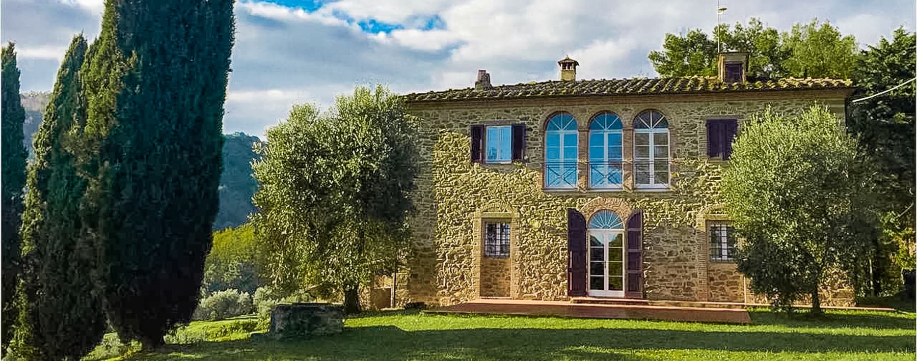 Charming Detached House in Chianni, Tuscany