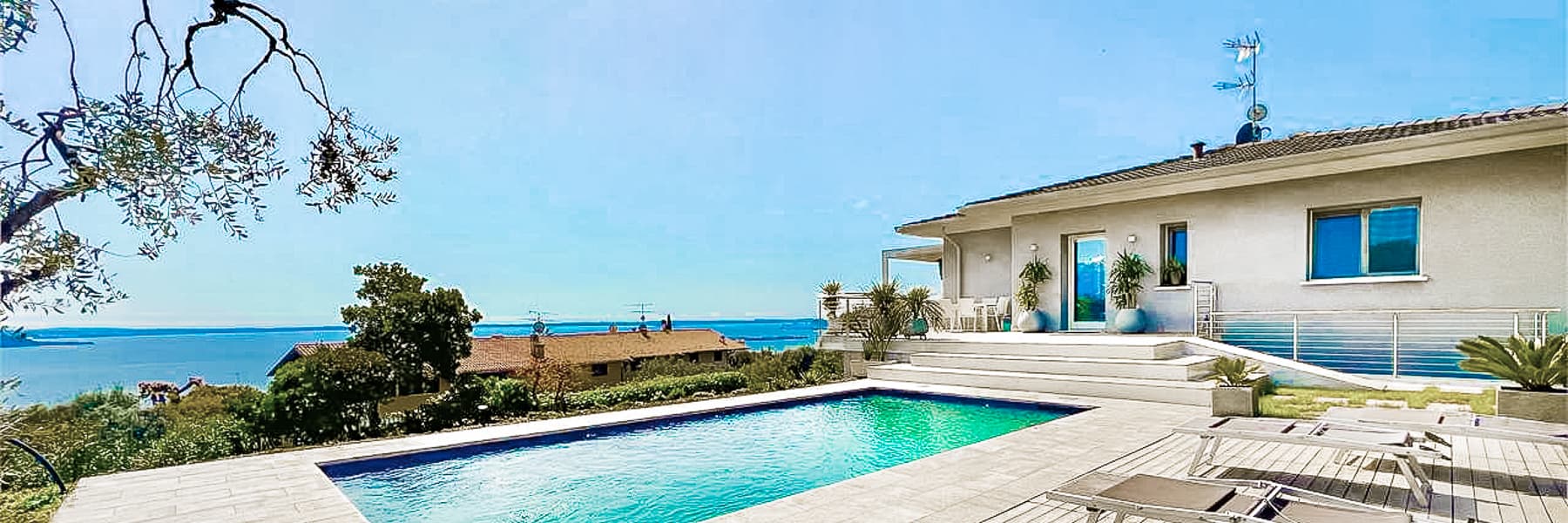 Modern Villa with Lake Views, Toscolano Maderno, Garda