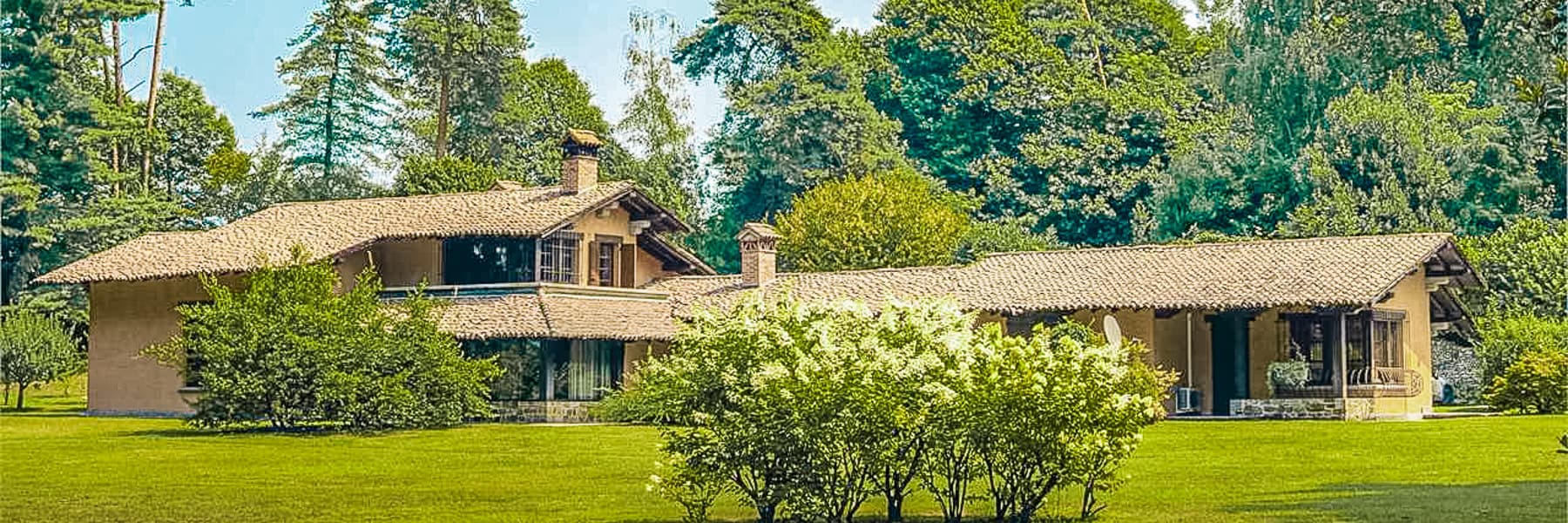 Luxury Villa in Oleggio Castello, Lake Maggiore, Piedmont