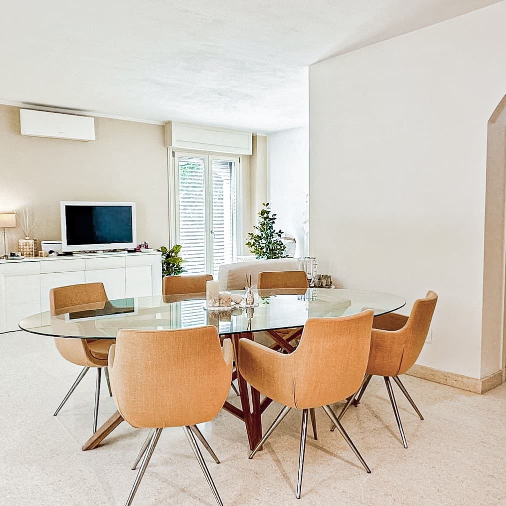Elegant Villa in Forte dei Marmi, Tuscany Oasis