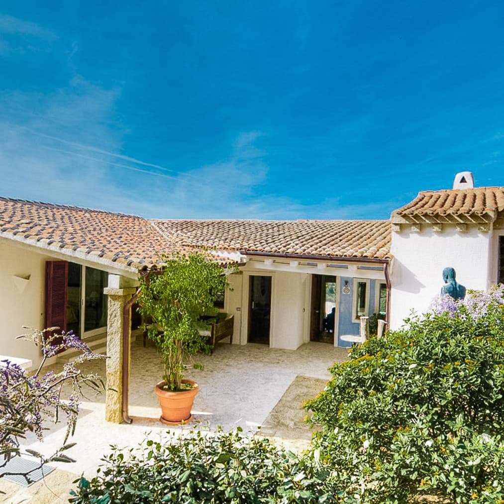 Apartment with Pool in Costa Smeralda, Sardinia