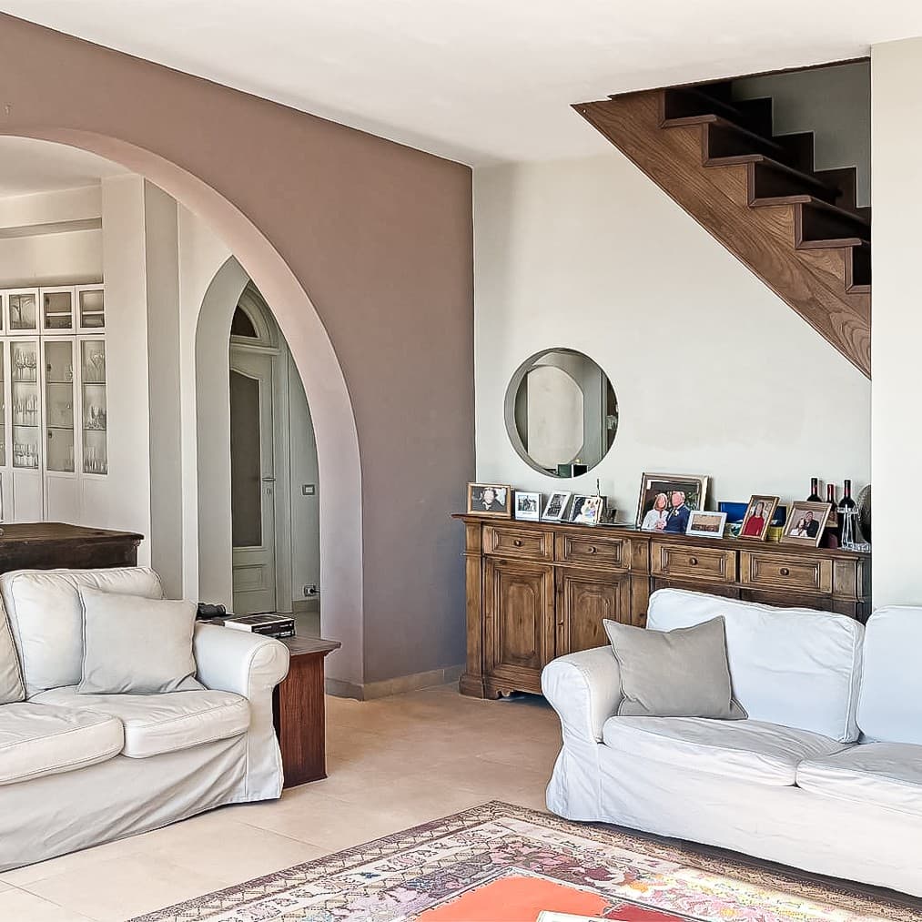 Enchanting Villa with Lake Views in Umbria's Lisciano Niccone
