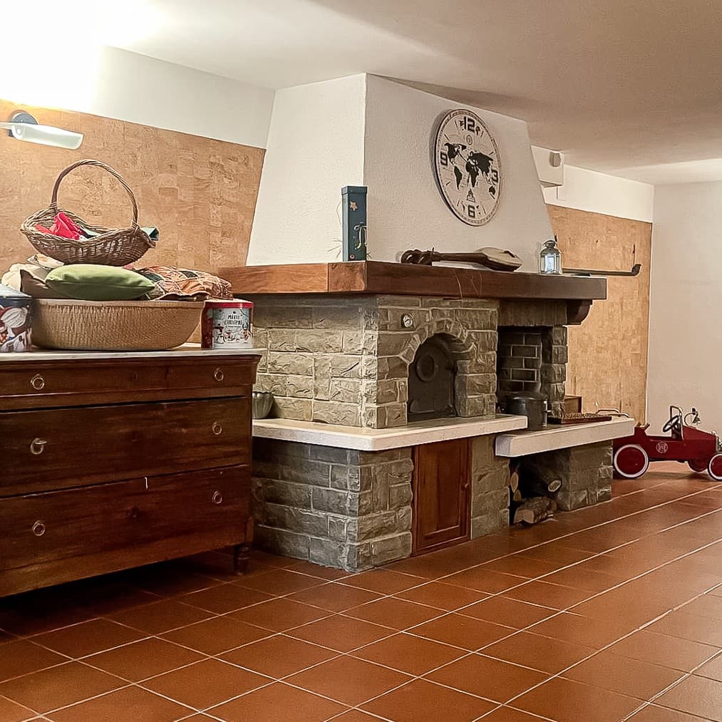 Charming Villa in Livorno, Tuscany with Garden Oasis