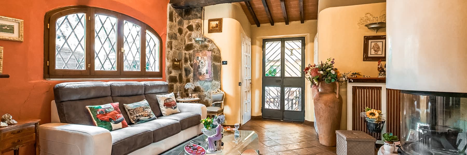 Spacious Apartment in Chianti, Tuscany