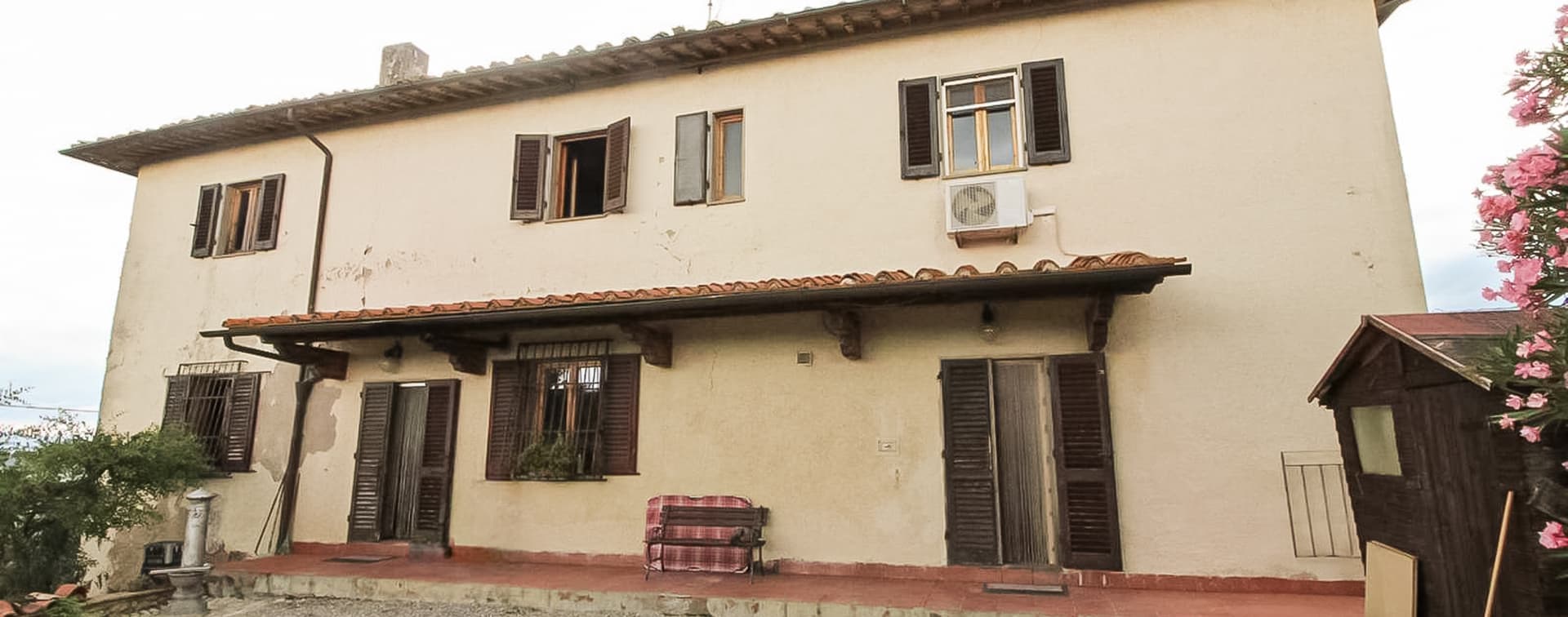 Spacious Villa in Montespertoli, Tuscany