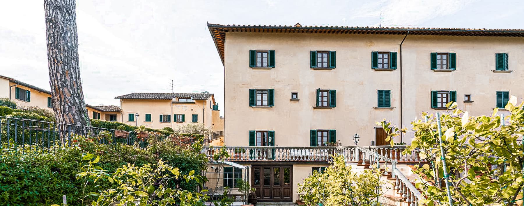 Apartment with Stunning Views in Carmignano, Tuscany