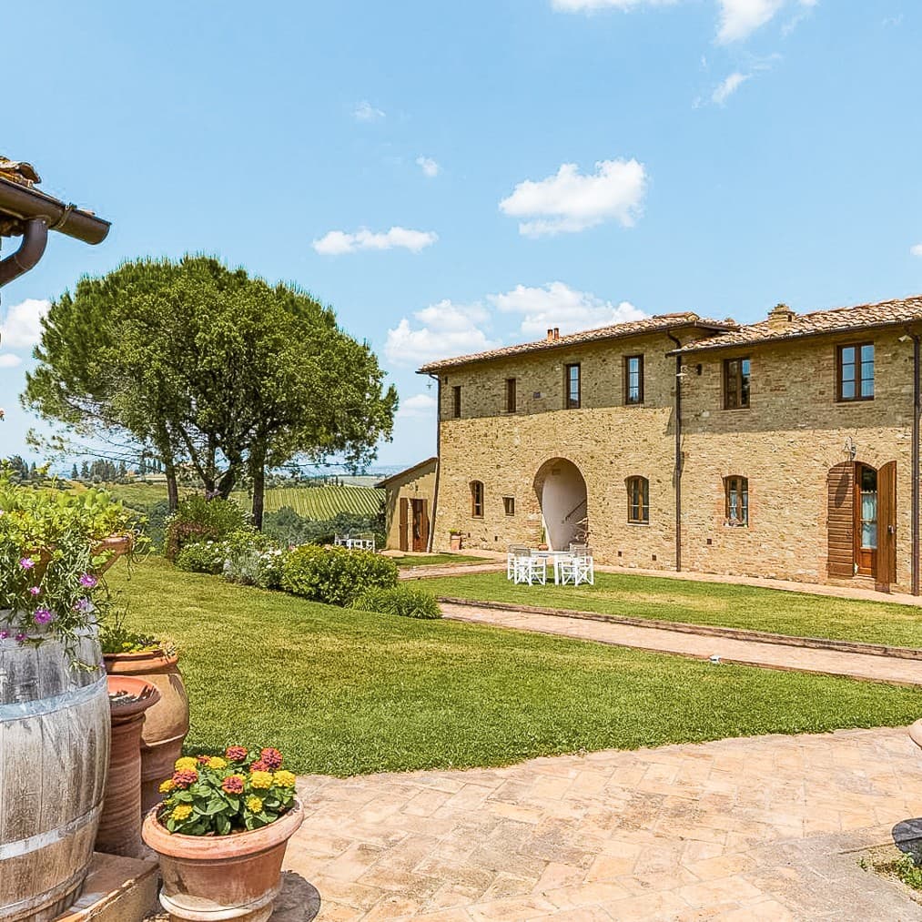 Charming Agritourism in San Gimignano, Tuscany