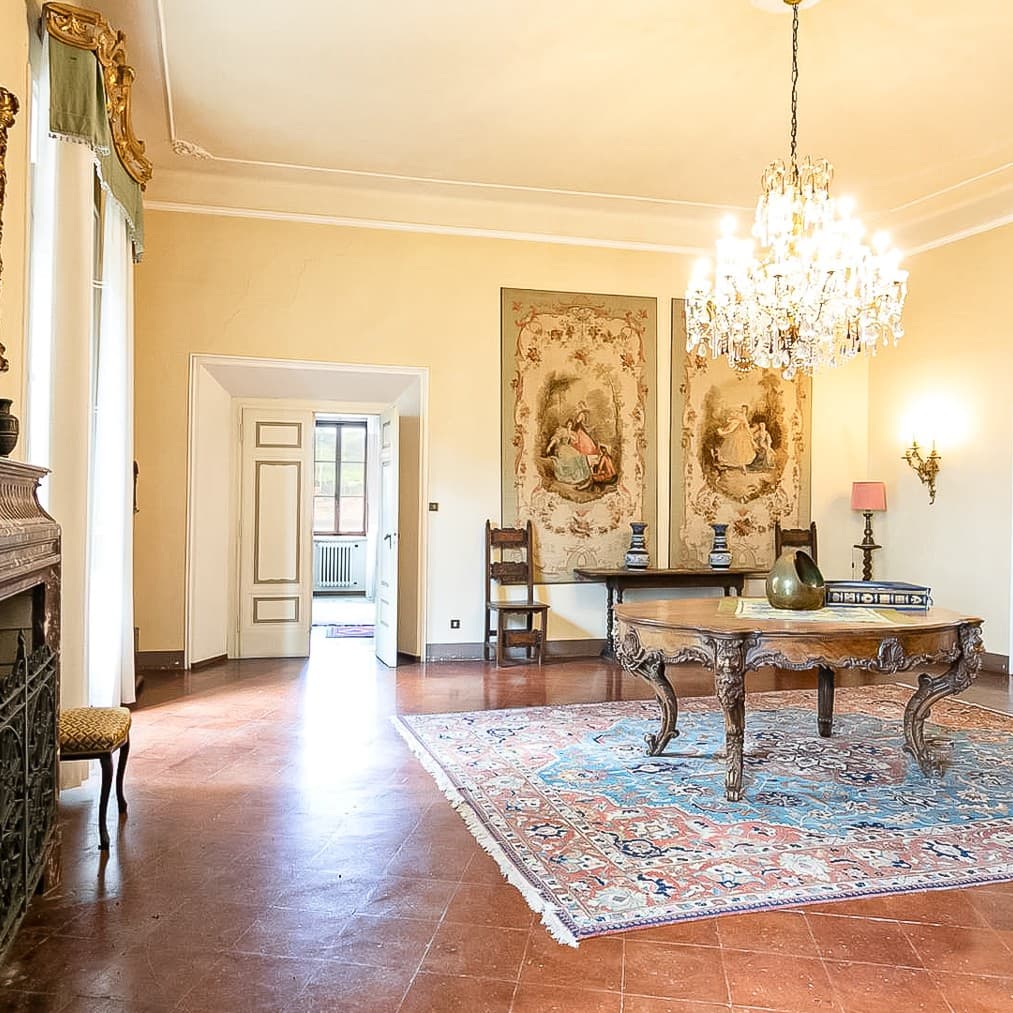 Charming Villa on Historic Sovicille Castle Ruins, Tuscany