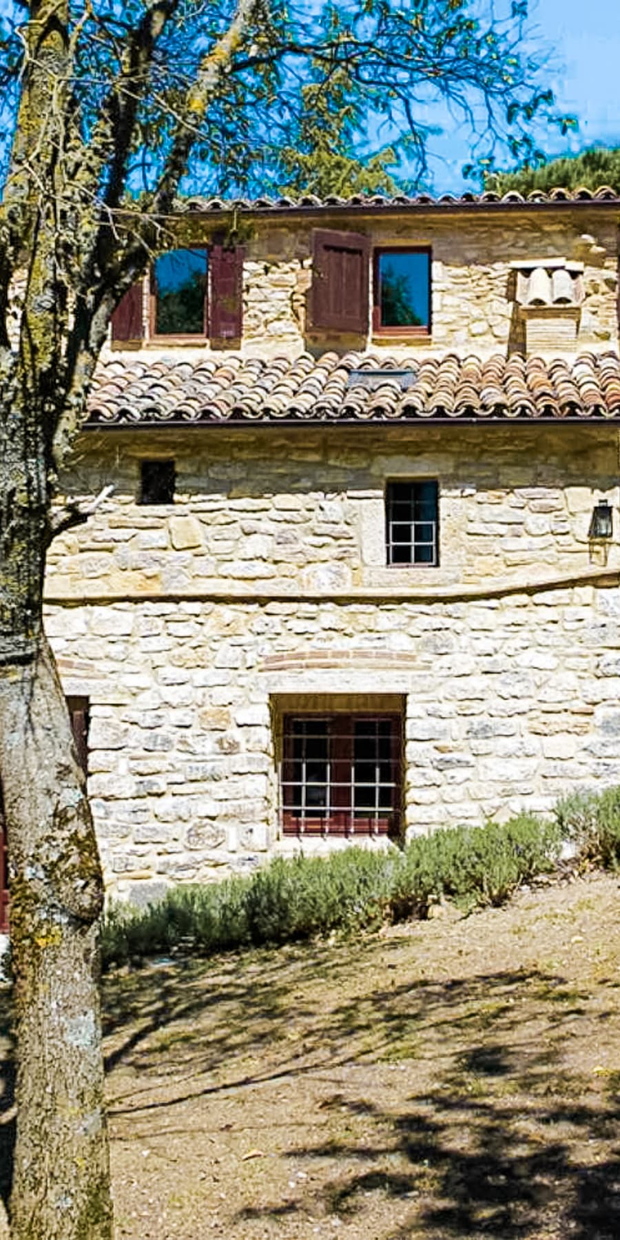 Charming Rustic House with Pool in Umbria, Baschi