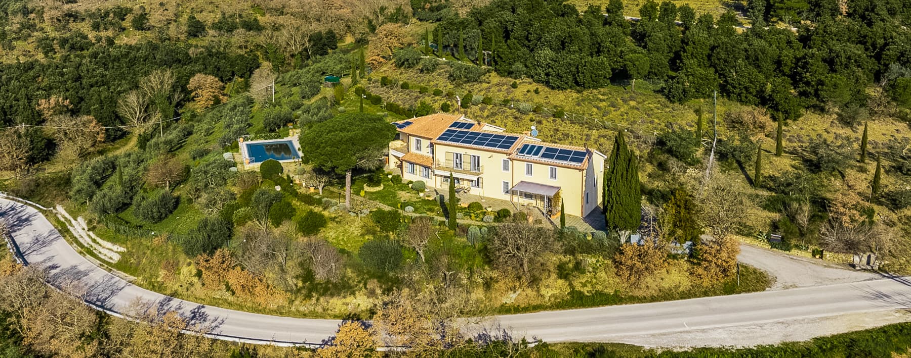 Magnificent Villa with Pool in Umbria's Trasimeno Area