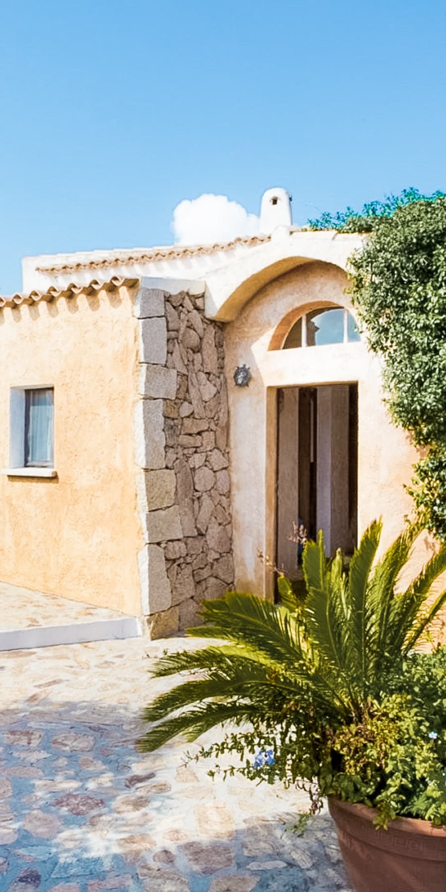Apartment with Pool in Arzachena, Sardinia