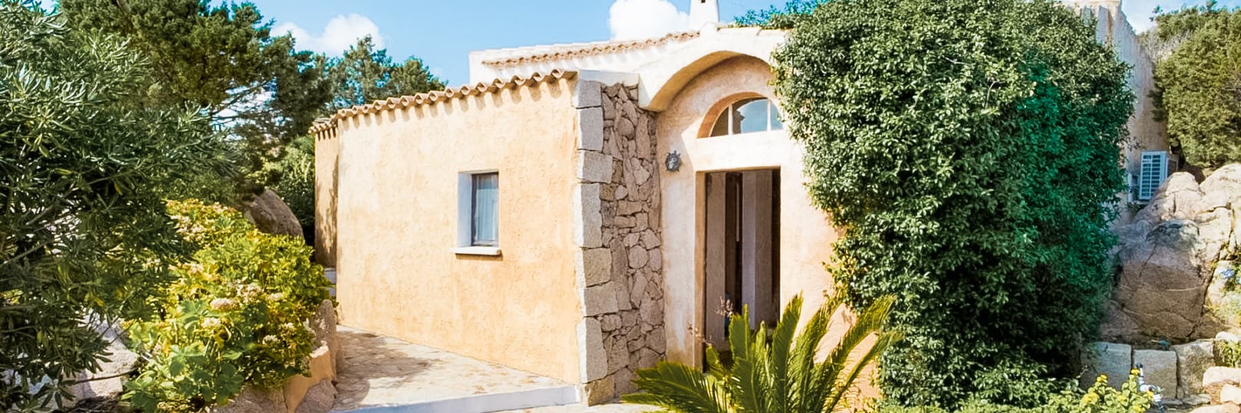 Apartment with Pool in Arzachena, Sardinia