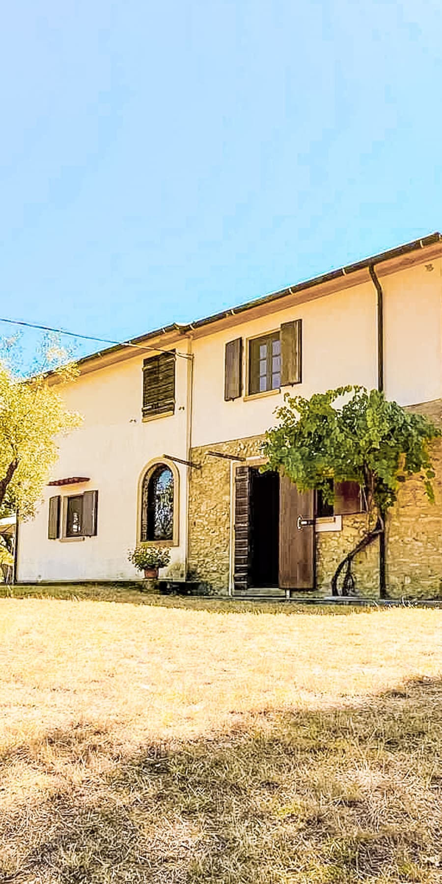 Charming Rustic House in Montescudaio, Tuscany
