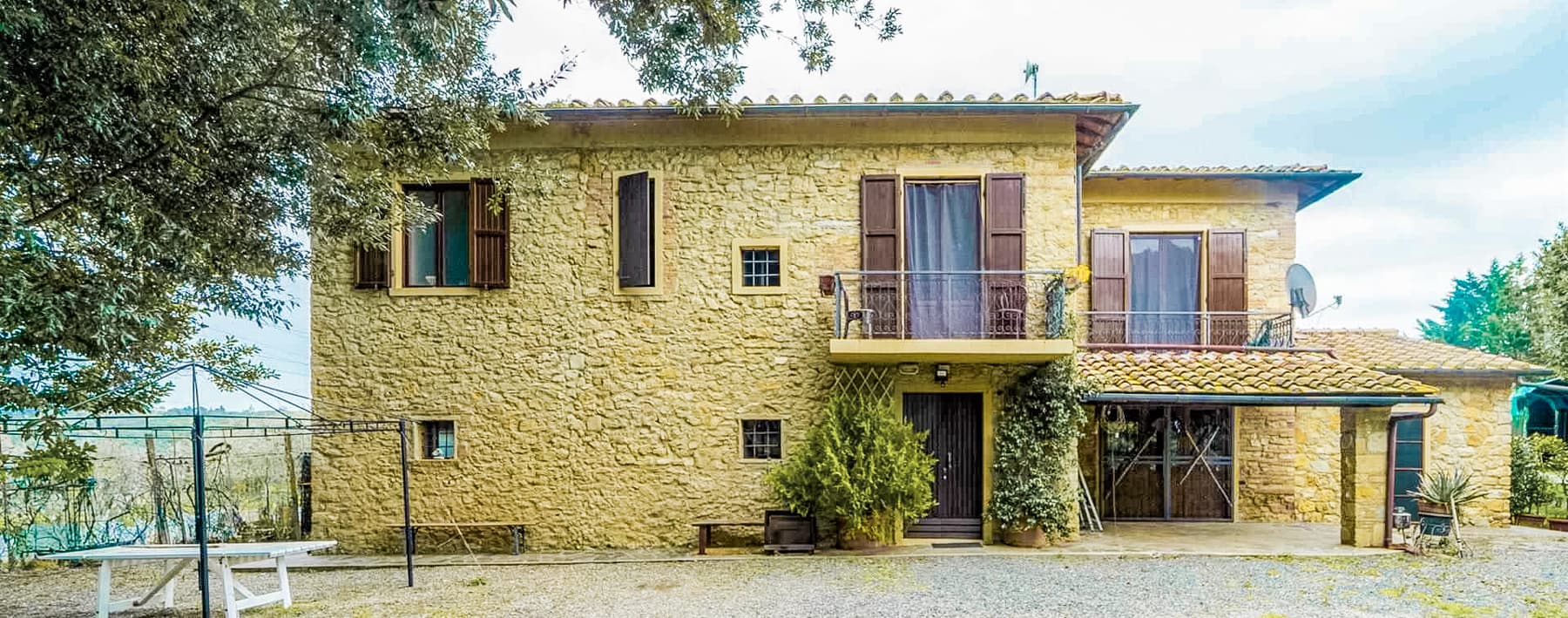 Spacious Villa in Charming Guardistallo, Tuscany