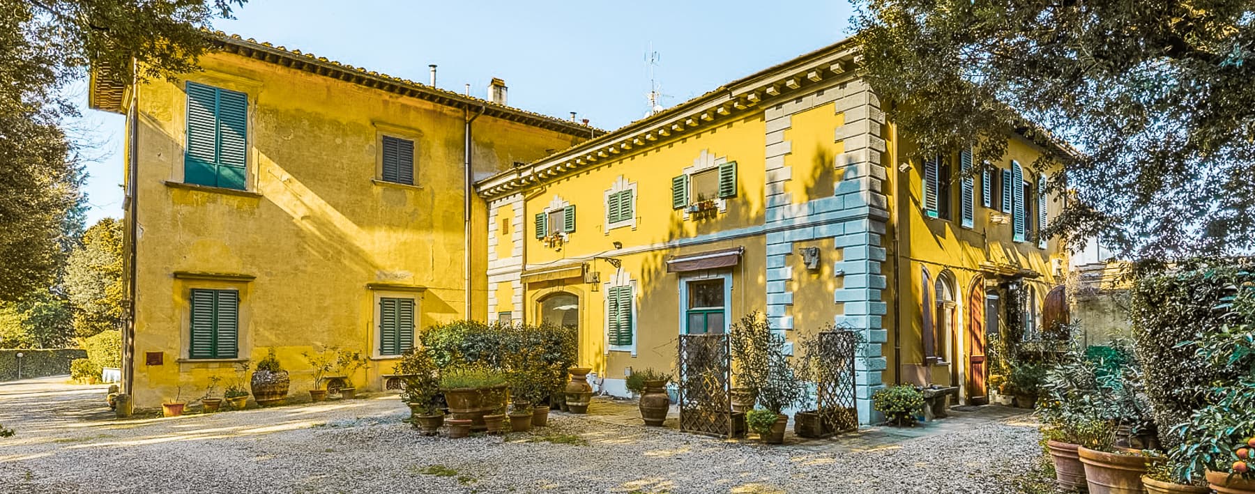 Historic Apartment With Olive Grove in Florence