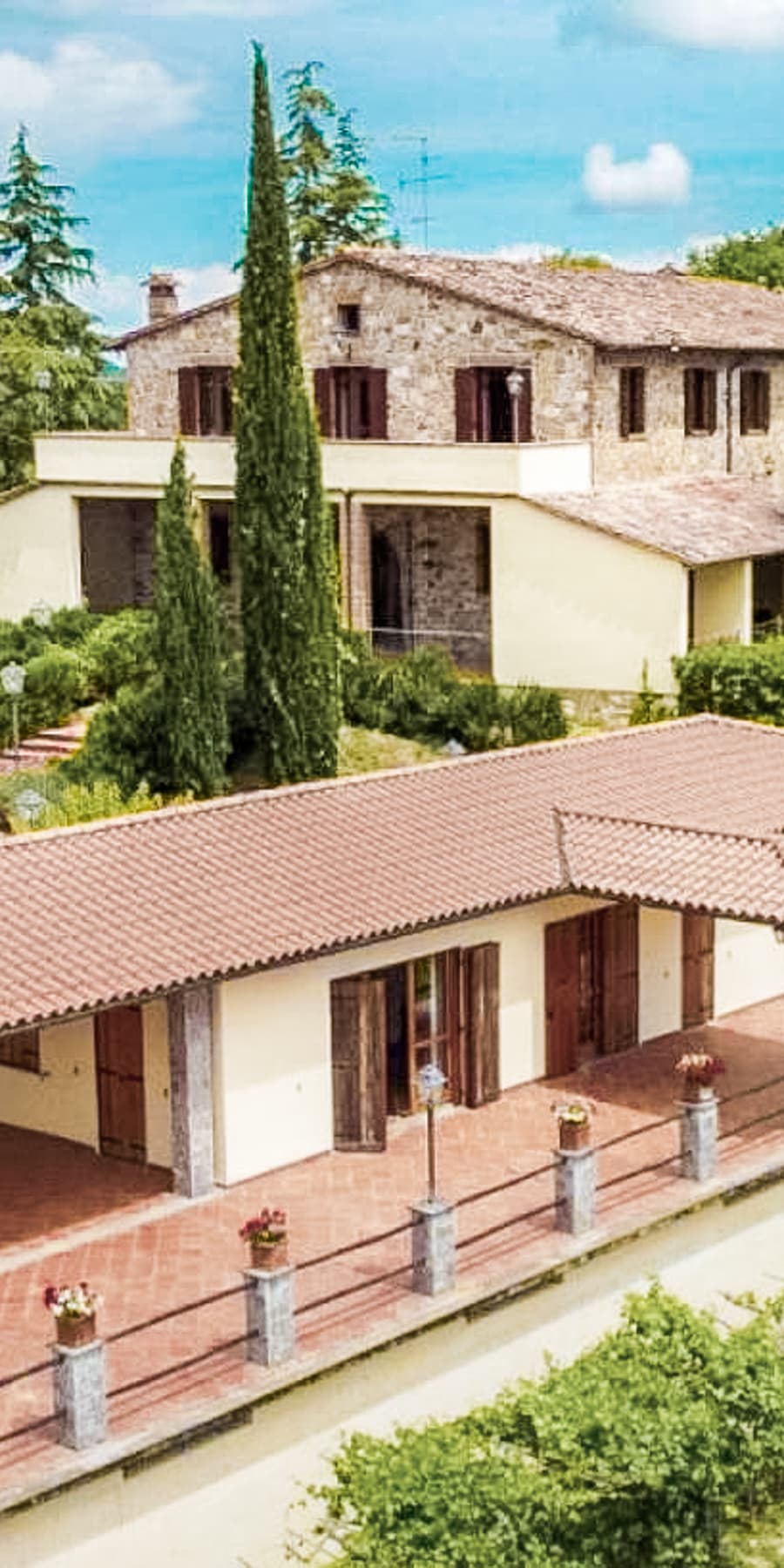 Panicale Agritourism Estate with Lake Views in Umbria