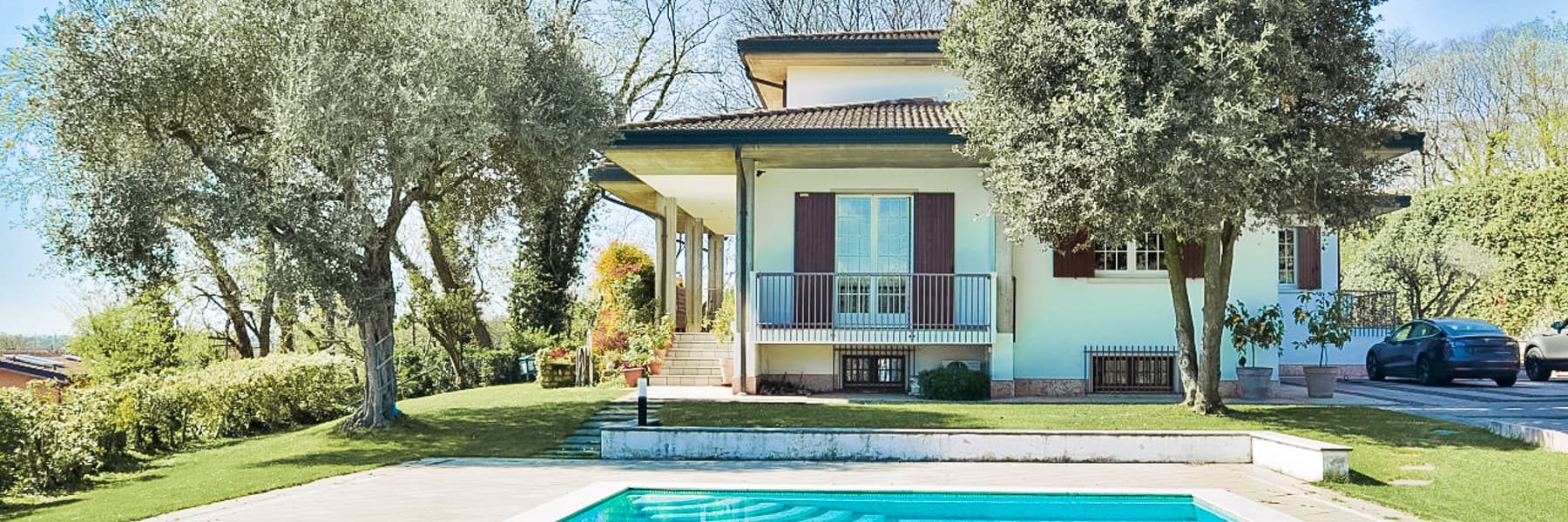 Villa panoramica a Bozzolo, vicino Lago di Garda
