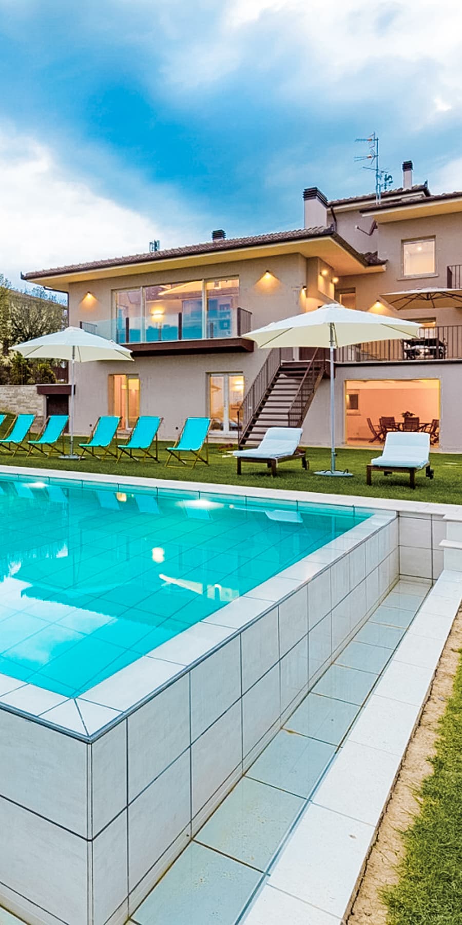 Modern Villa with Pool in Tuscany, Foiano della Chiana