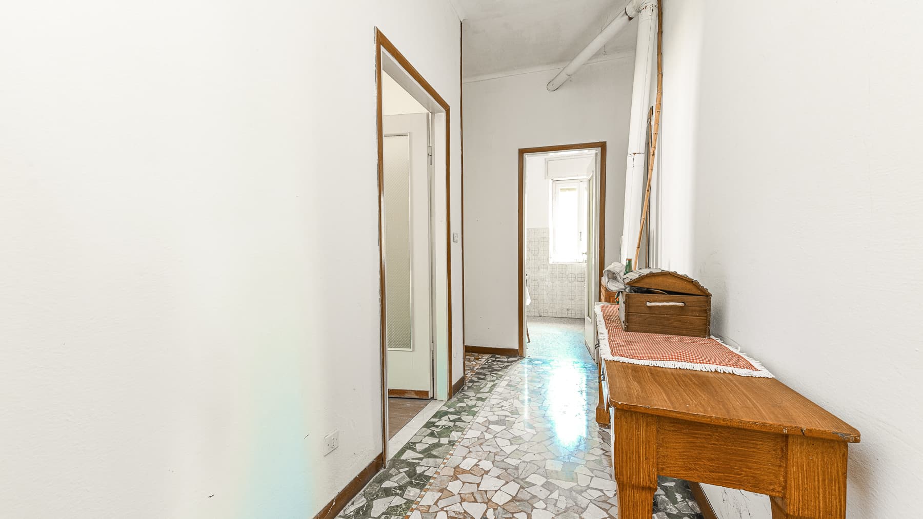 Big Image 23