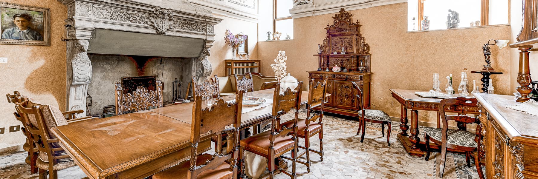 Porzione di casa storica a Ome con giardini e terrazze