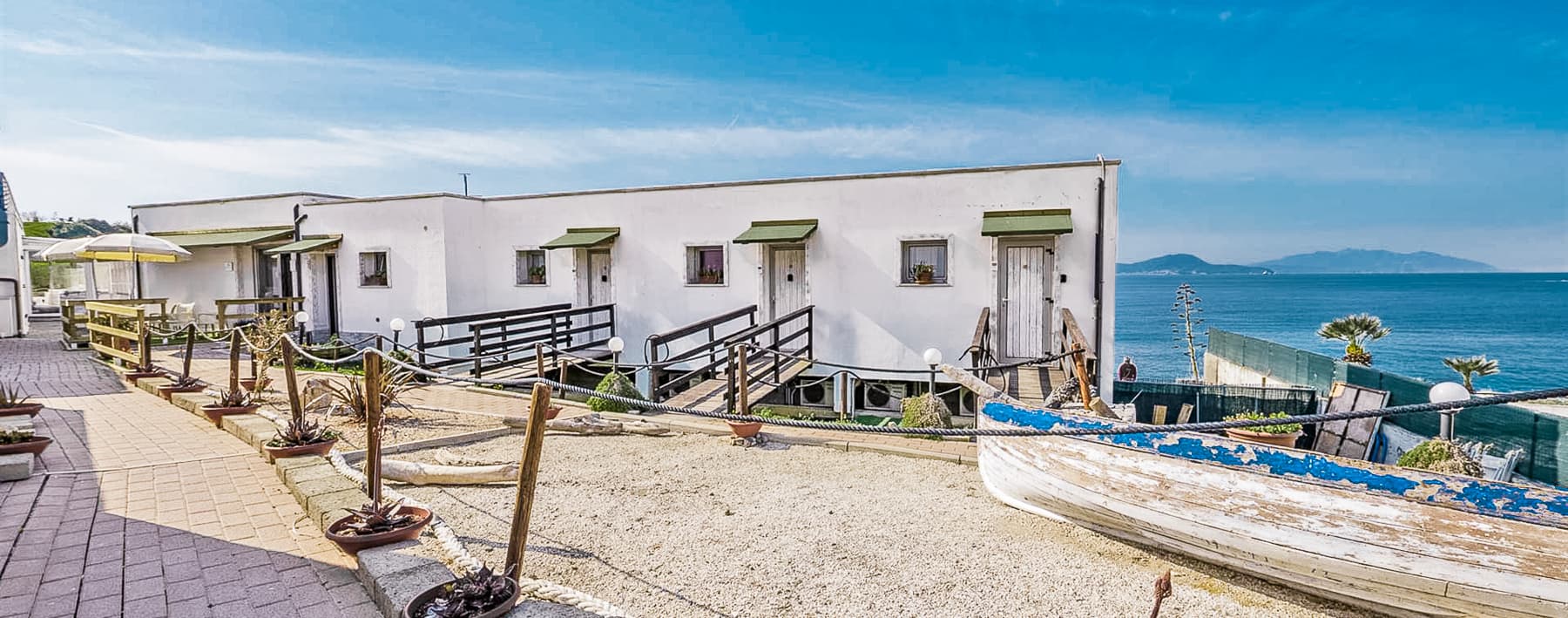 Seaside Hotel in Piombino, Tuscany with Stunning Views