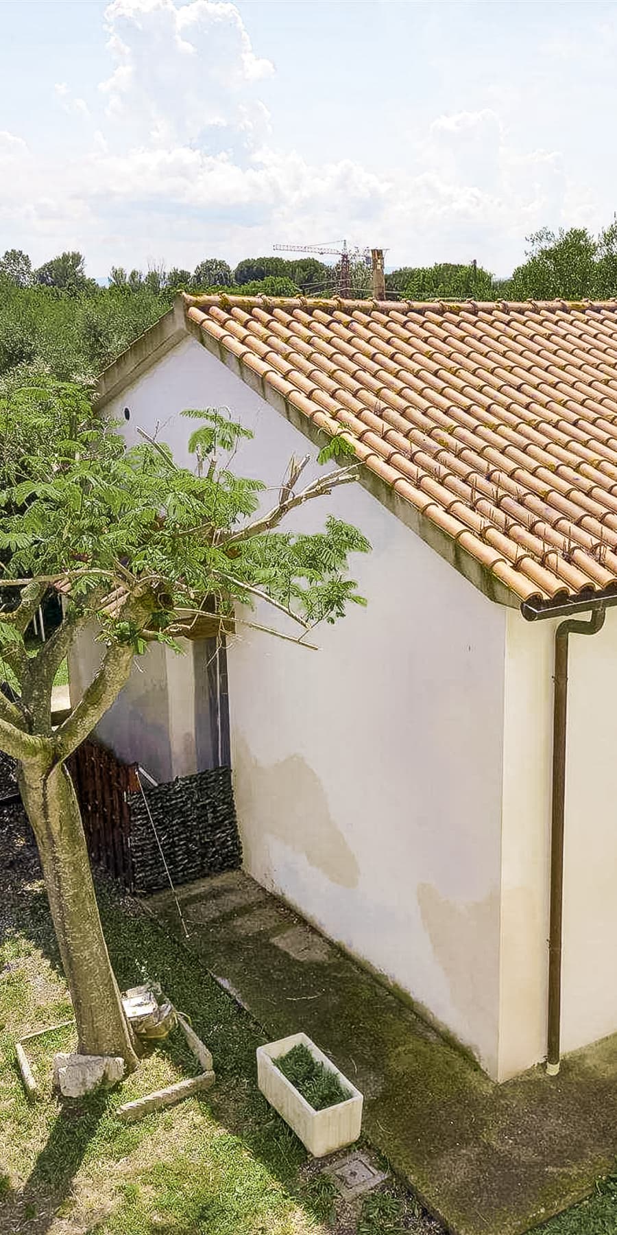 Spacious Farmhouse in Rosignano Marittimo, Tuscany