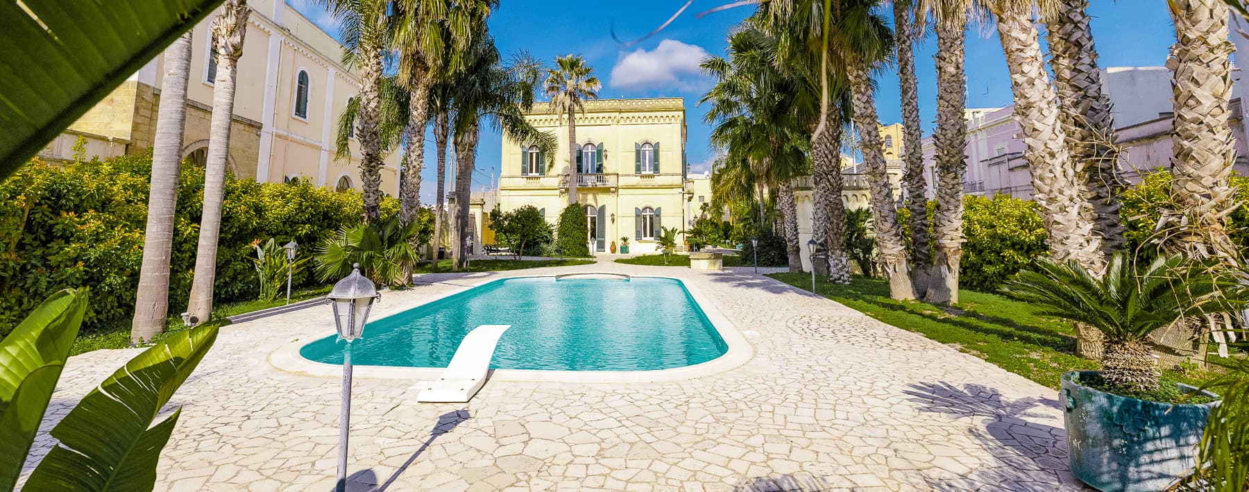Villa storica con giardino e piscina ad Alessano, Puglia