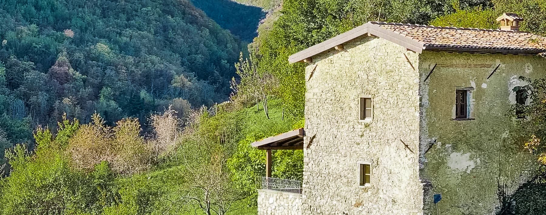 Rustic Country House in Serene Molazzana, Tuscany