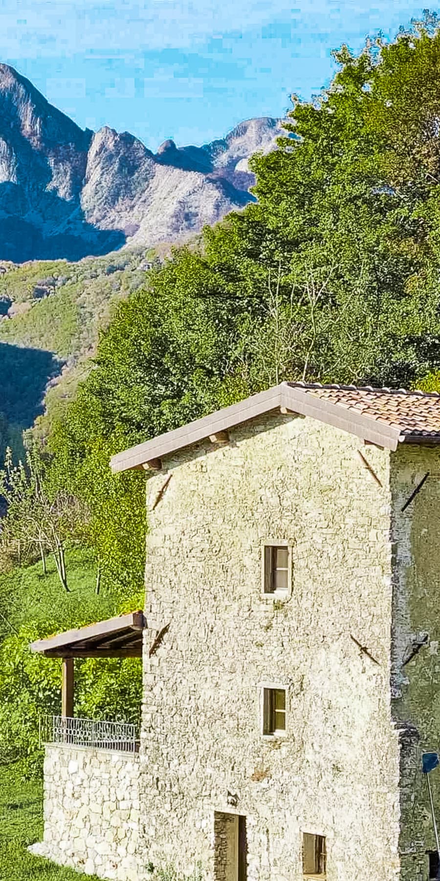 Rustic Country House in Serene Molazzana, Tuscany
