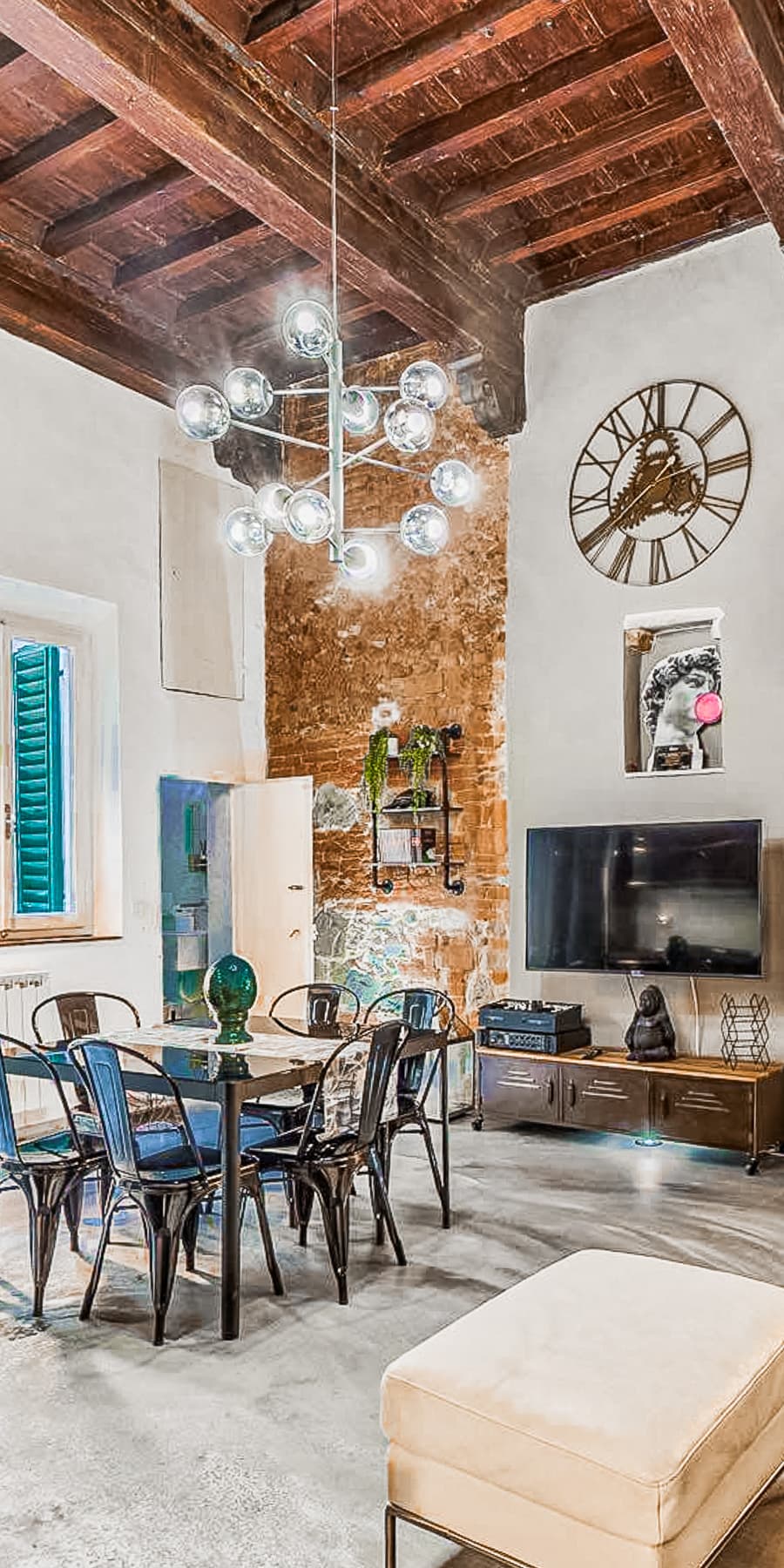 Renovated Apartment in Historic Florence, Tuscany
