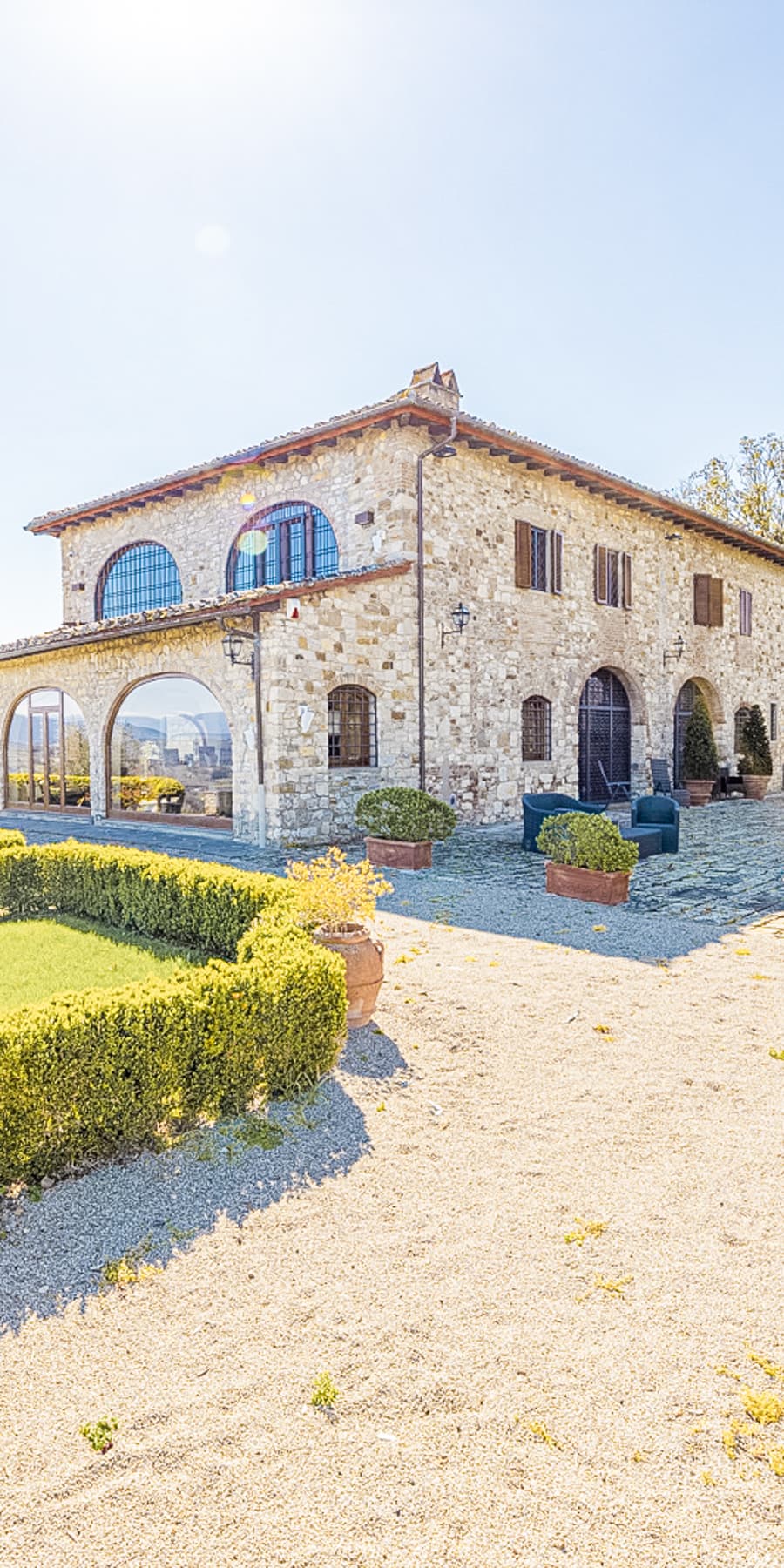 Luxurious Villa Overlooking Florence, Tuscany