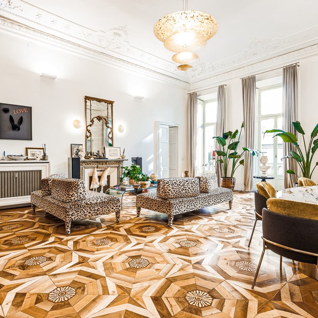 Appartamento storico con terrazzo nel cuore di Torino