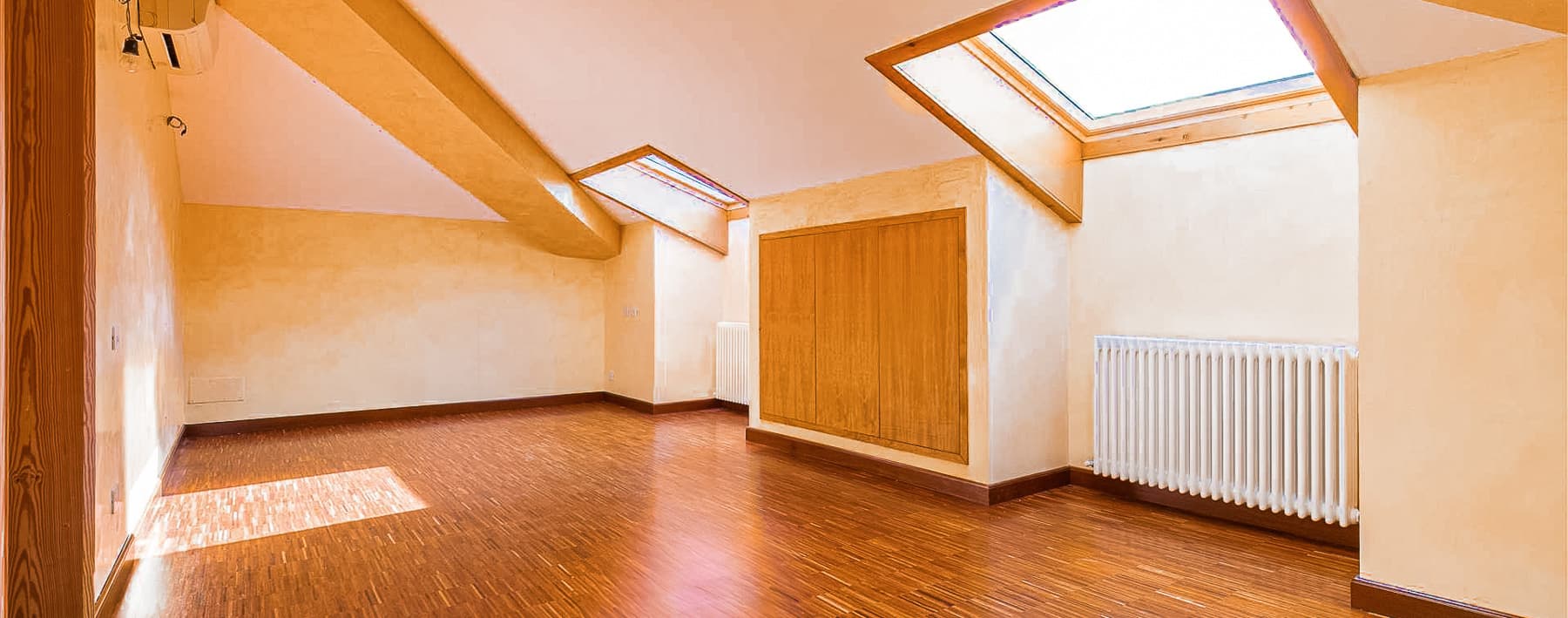Restored Villa in La Spezia, Liguria with Garden