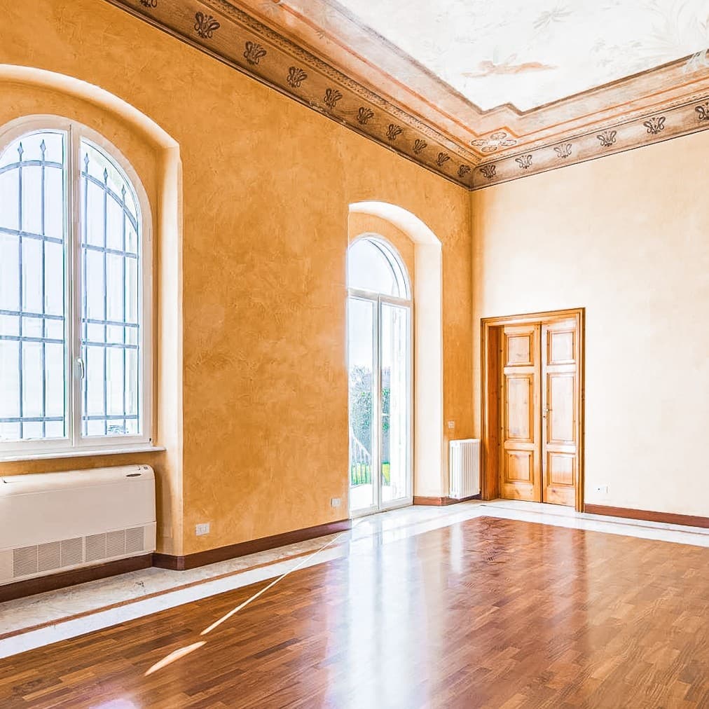 Restored Villa in La Spezia, Liguria with Garden