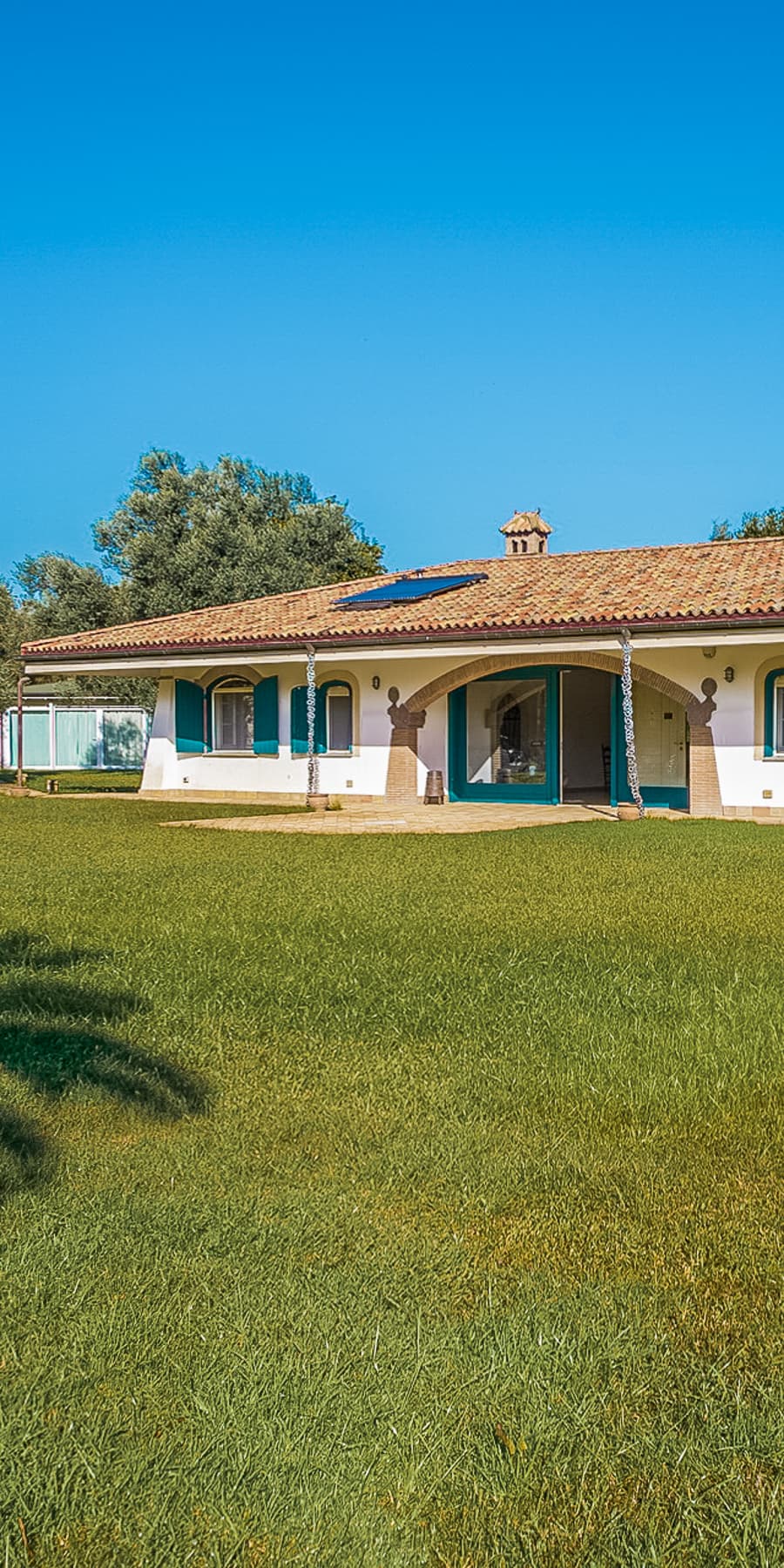 Spacious Villa in Latina, Lazio Near Circeo Park