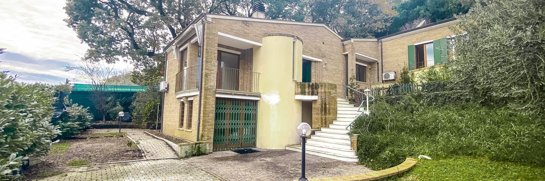 Charming Villa in Pesaro, Marche Region