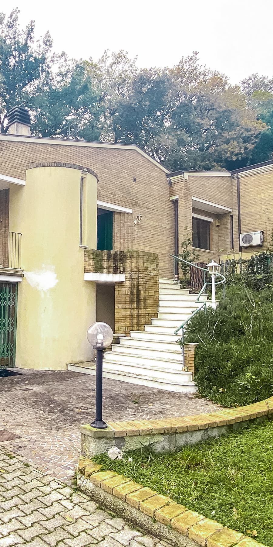 Villa panoramica con giardino a Pesaro
