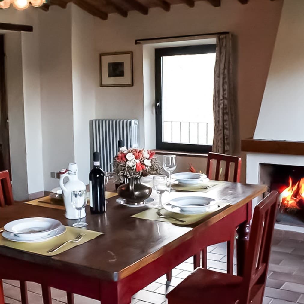 Charming Villa in the Heart of Tuscan Countryside
