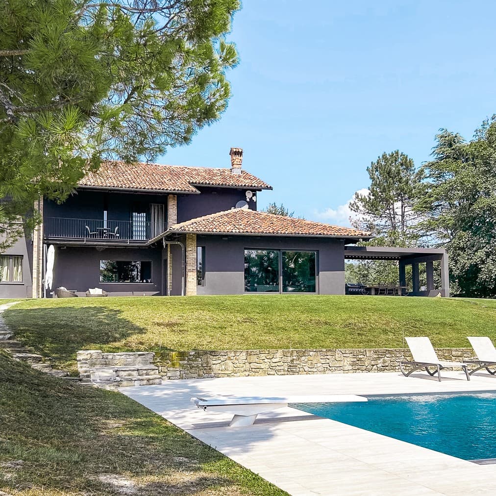 Charming Villa in Piobesi d'Alba, Piedmont